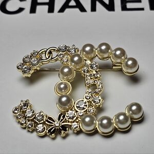 Chanel Gold and Silver Brooch Sparkle Cc Logo And Faux Pearl Accents Stamped NEW
